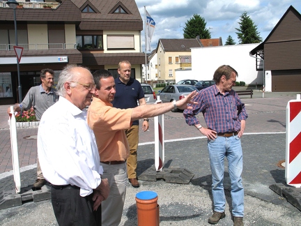 Dorfbrunnen 25.5.2005-9