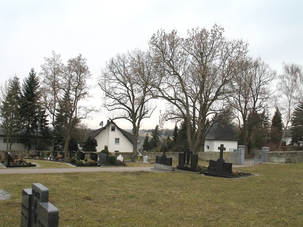 alle Friedhofsbaeume 2000-34
